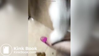 Live show piss and shit