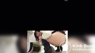 japanese cute giri diarrhea(pooping) toilet - video 2