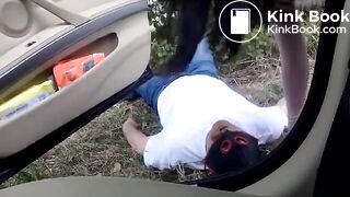 Road stop to take a shit