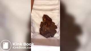 Girl messes diaper and shows