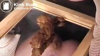 Teenage Lucy shits on a mirror