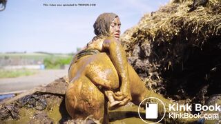 Rada Brewers Bucket Trap - Masturbating in cowshit