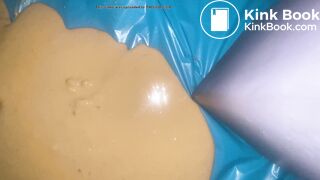 Diarrhea 1eaked from my panties