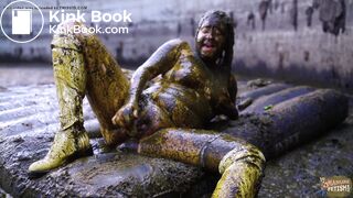 Green Wedding in cowshit