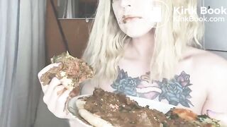 delicious pizza with shit