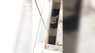 iranian milf pooping