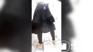 Japanese girl pooping in toilet 5