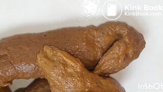 A smoke, a shave and a shit