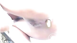 Women pooping - video 13