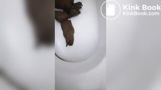 Huge pooping - video 2