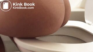 My Gf shits a fat one