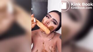 Sexy Latina Scat blowjob