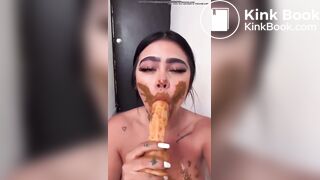 Sexy Latina Scat blowjob