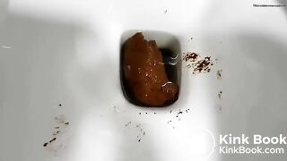 Sexy ass shitting - video 5