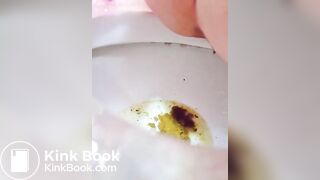 トイレ下痢おなら - video 2