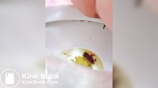 トイレ下痢おなら - video 2