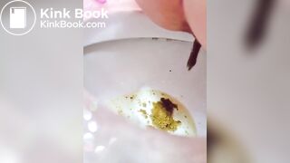 トイレ下痢おなら - video 2