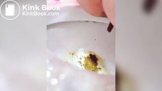 トイレ下痢おなら - video 2