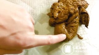 Tattoo women takes a smelly shit