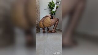 Cute latina poops and twerks for you