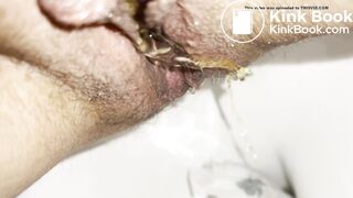 Morning toilet - video 2