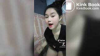 Playing Tik Tok while sitting and pooping