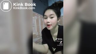 Playing Tik Tok while sitting and pooping