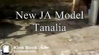 Hot model takes a big dump