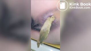 Chinese girl poop - video 9