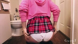 Naive Schoolgirl Messes Herself After Enema