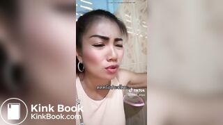 สาวปวดขี้หนัก