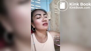 สาวปวดขี้หนัก