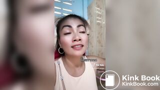 สาวปวดขี้หนัก
