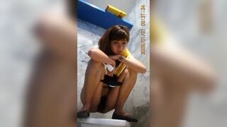 Spy ABAC girl pooping
