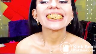 Latina girl shitting - video 2