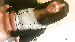 japanese girl try hard to poop