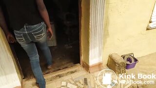 Ebony shitting in jeans then eats