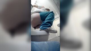 Girls pooping, pornera in the toilet