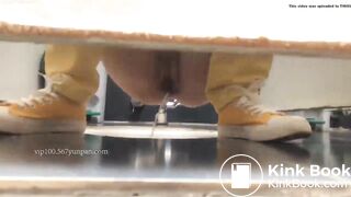 chinese girl shitting - video 30