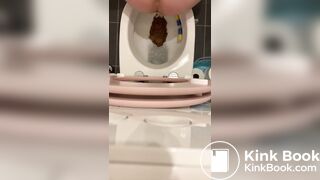 Sexy girl morning Poop 112