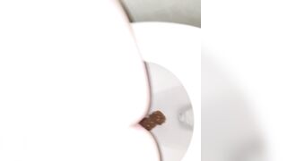 Bbw shitting - video 8
