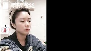 chinese selfie poop 51