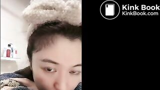 chinese selfie poop 51