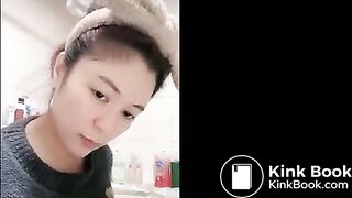 chinese selfie poop 51