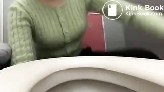 Korean Twitter girl vomitting compilation_1