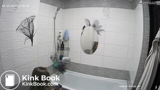 voyerhouse girl plops