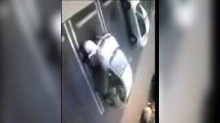 She couldn’t hold it - video 4