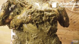 Lyndra and Franky Manure Barn - sensual sex in cowshit