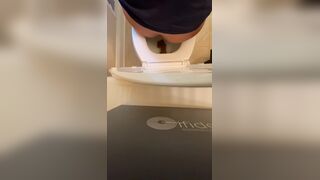 Girlfriends Sister Pooping During Quarantine