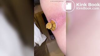 Japanese Twitter College Girl Very Very Big Poop - video 2